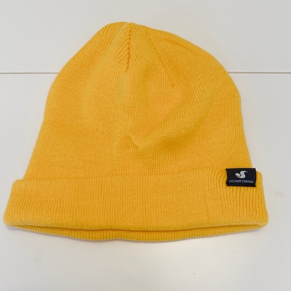 Dvs Other - DVS Cuffed Golden Harvest Action Beanie NWOT OS